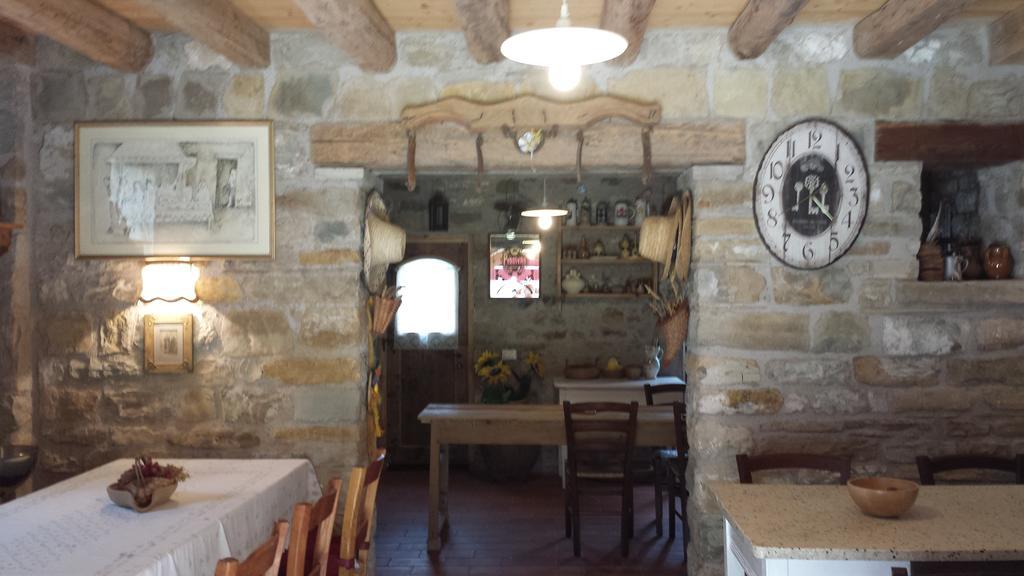 Agriturismo Casteldardo Pensionat Trichiana Exteriör bild